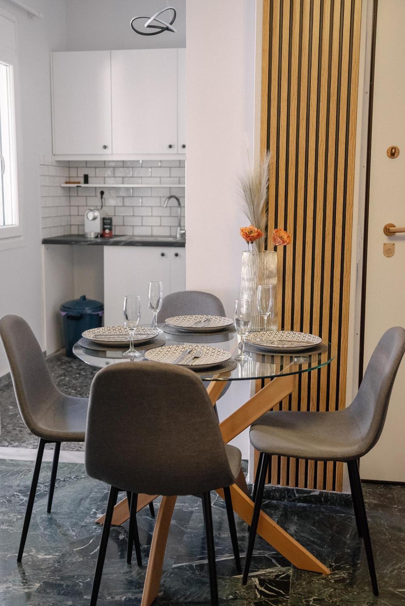 3Cs Athens Ampelokipoi Comfy Flat Ft Patio Airport Direct Day N Night Apartman Kültér fotó